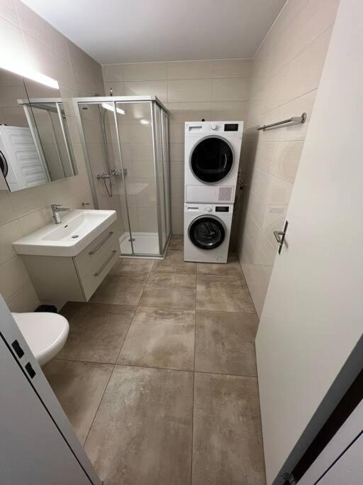 Brand New Apartment Surrounded By Nature Schattdorf Extérieur photo